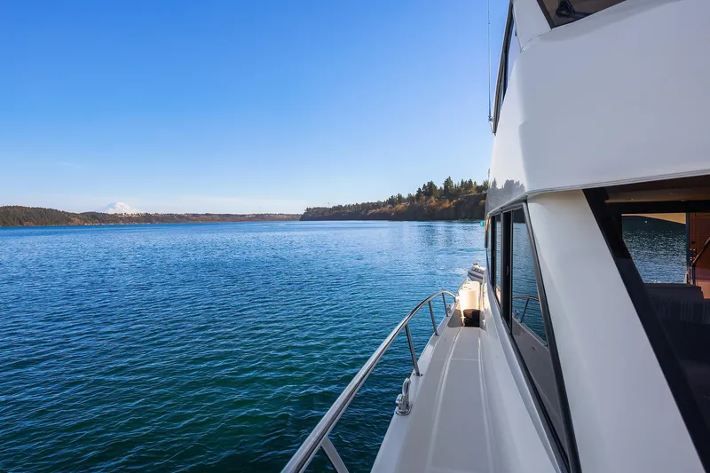 Blue Sky *name Reserved Yacht Photos Pics Side Deck Starboard