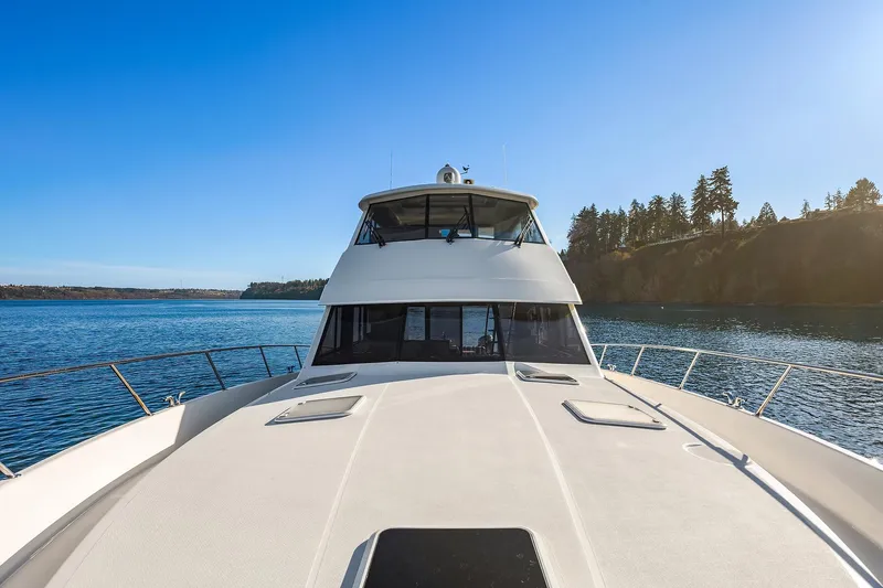 Blue Sky *name Reserved Yacht Photos Pics Foredeck