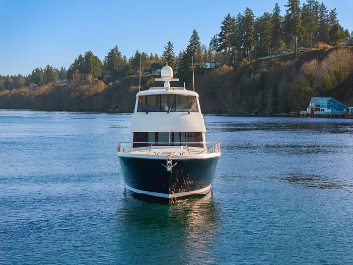Blue Sky *name Reserved Yacht Photos Pics Bow Profile