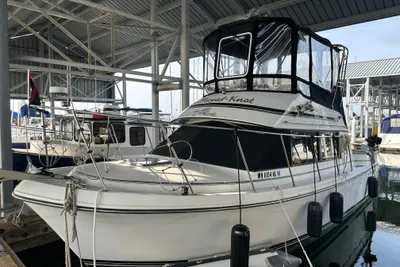Carver 280 Voyager