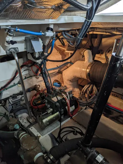  Yacht Photos Pics Engine compartment of a 2006 Sea Ray 44 Sundancer boat.