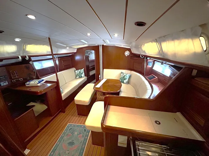 Adagio Yacht Photos Pics 