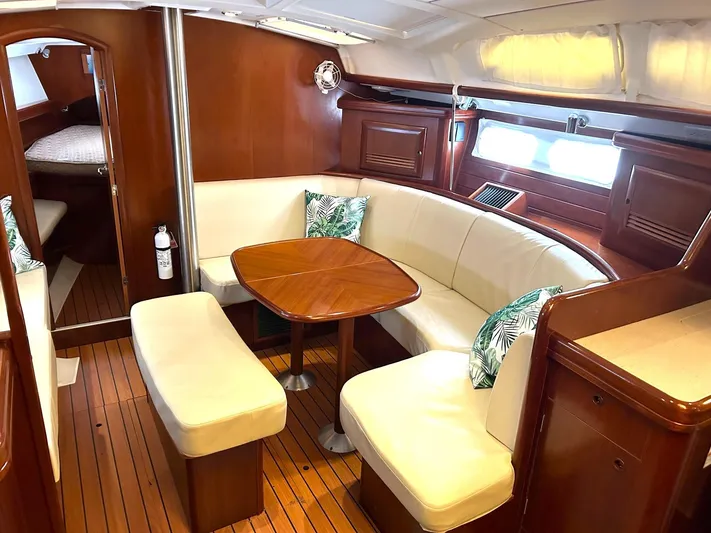 Adagio Yacht Photos Pics 