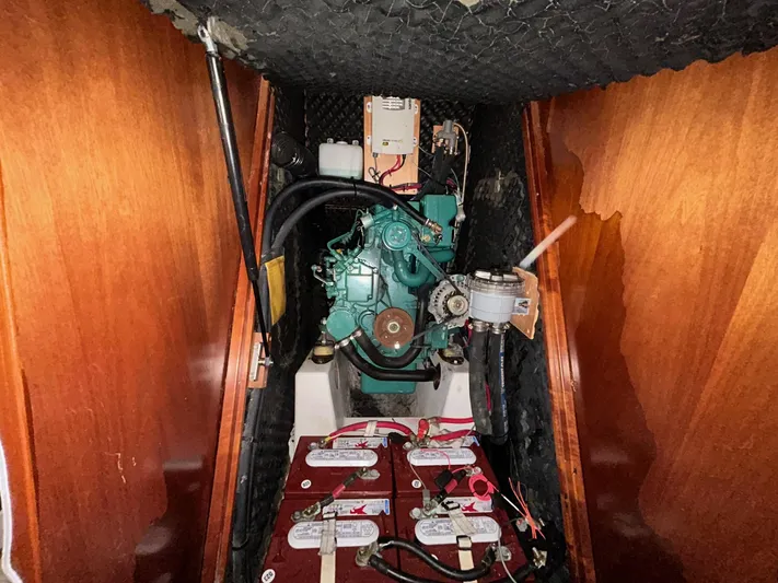 Adagio Yacht Photos Pics 