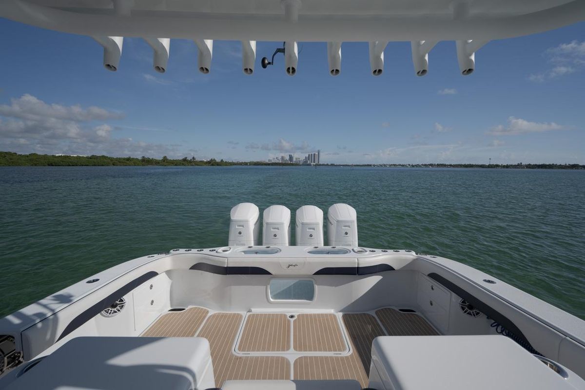 2022 Yellowfin 54 