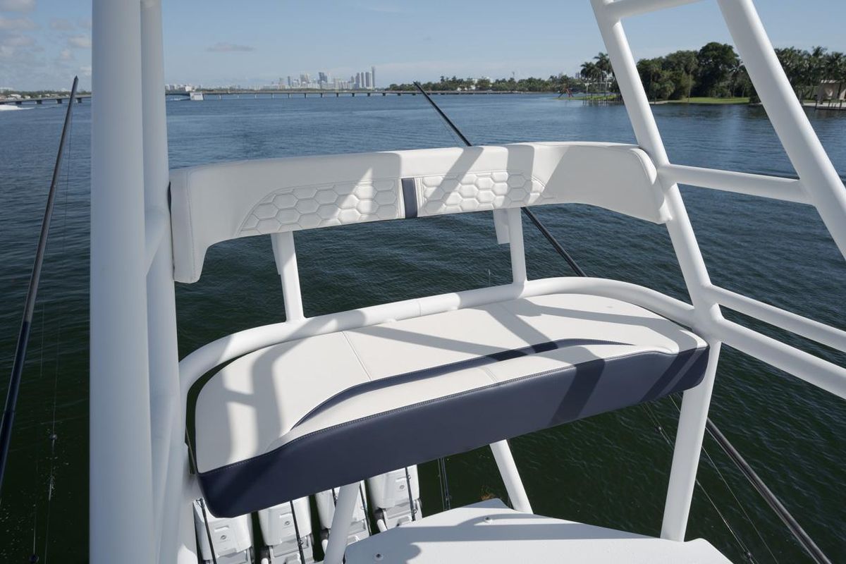 2022 Yellowfin 54 