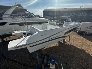 2023 Jeanneau Cap Camarat 7.5 WA Series 3