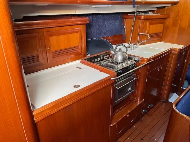 Ariadne Yacht Photos Pics 