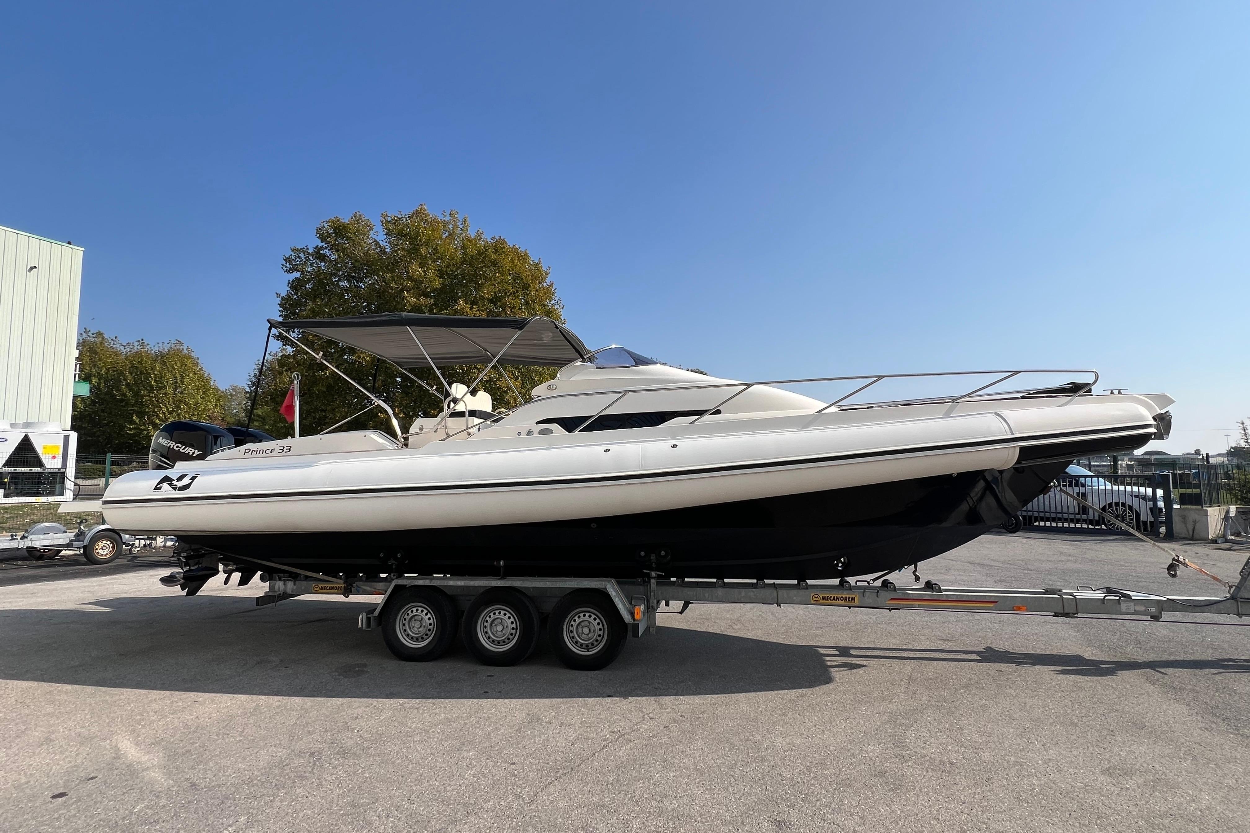 Nuova Jolly Prince 33 Sport Cabin