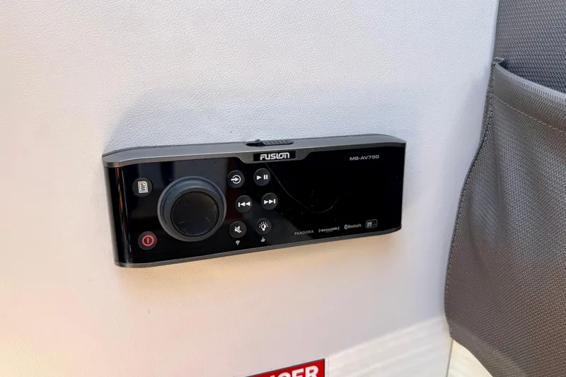 Kala Yacht Photos Pics Fusion MS-AV750 audio system in 2018 Nimbus 365 Coupe boat interior.