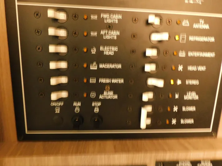 Popsicle Yacht Photos Pics 