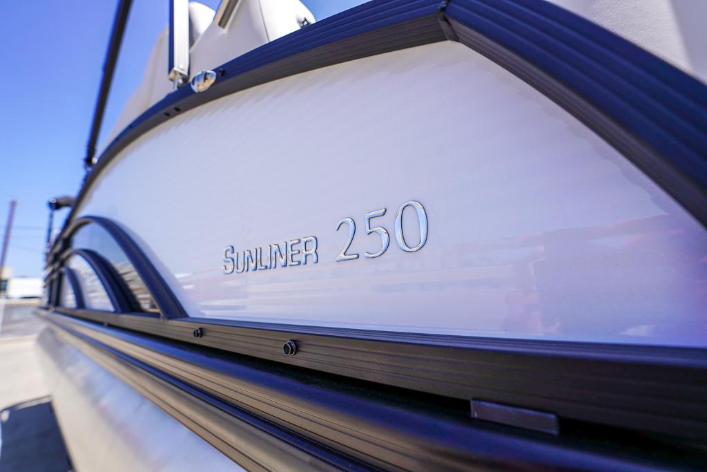2022 Harris Sunliner 250
