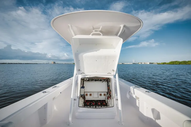 New Build Yacht Photos Pics 2024 Birdsall 30 boat with open console on calm water.