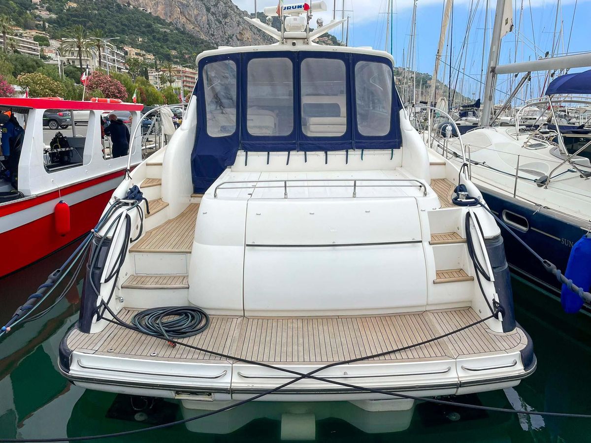 2006 Princess 59 