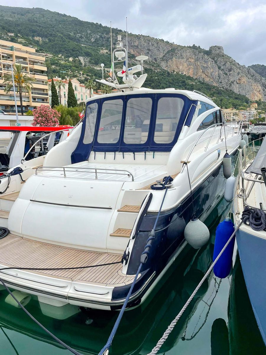 2006 Princess 59 