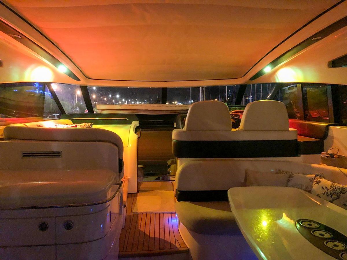 2006 Princess 59 