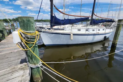 Herreshoff 38 Cat Ketch