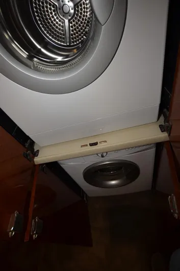 Reel Life Yacht Photos Pics Laundry