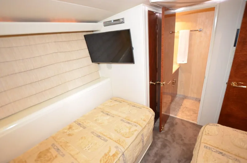 Reel Life Yacht Photos Pics Port Guest Stateroom