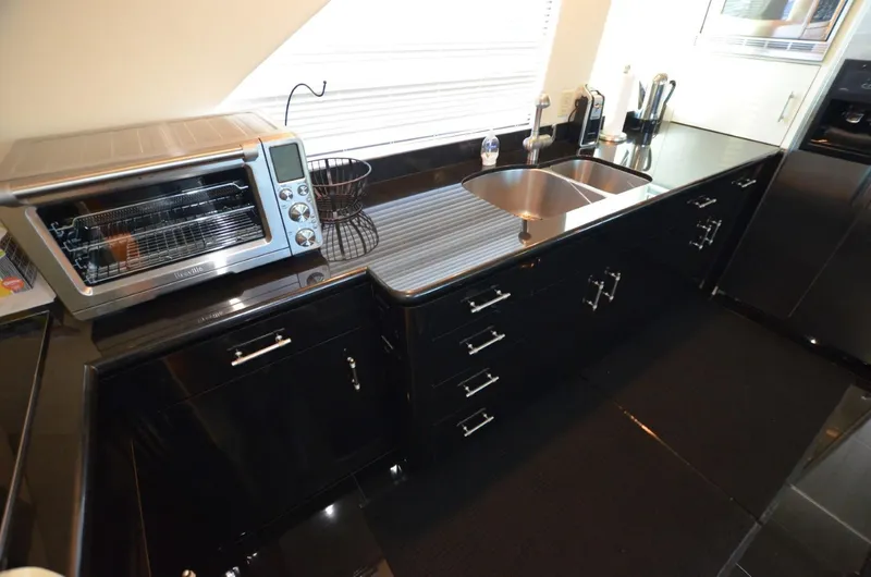 Reel Life Yacht Photos Pics Galley