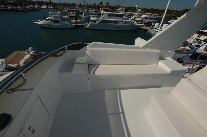 Reel Life Yacht Photos Pics Sky Bridge