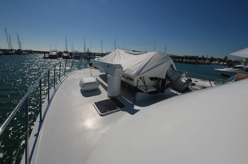 Reel Life Yacht Photos Pics Bow