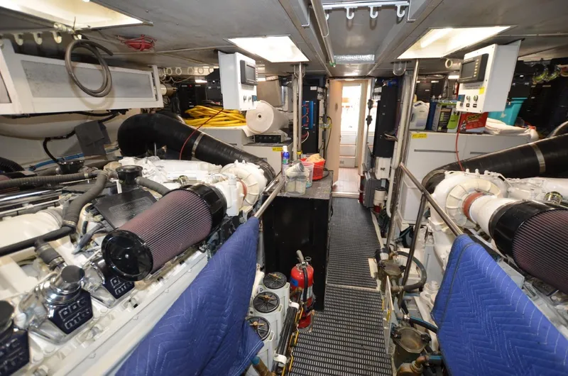 Reel Life Yacht Photos Pics 