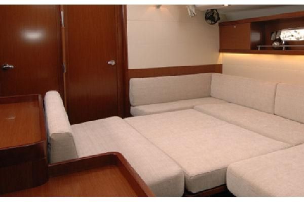 2011 Beneteau 49 