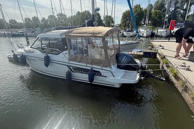 2017 Jeanneau Merry Fisher 795