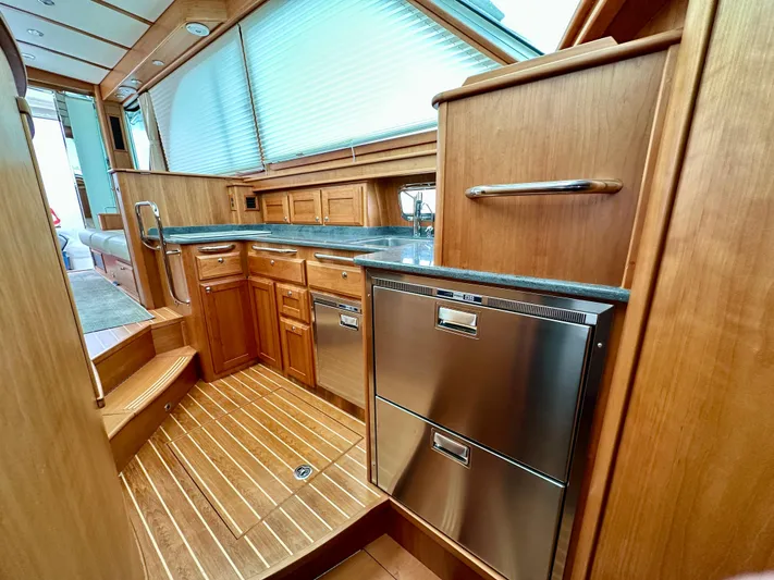 Independence Yacht Photos Pics Galley