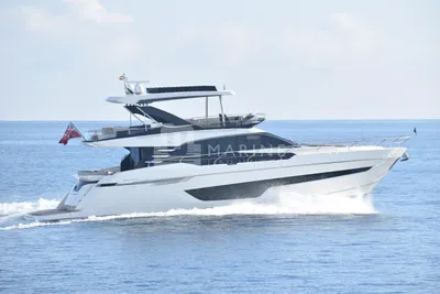 2020 Fairline Squadron 68