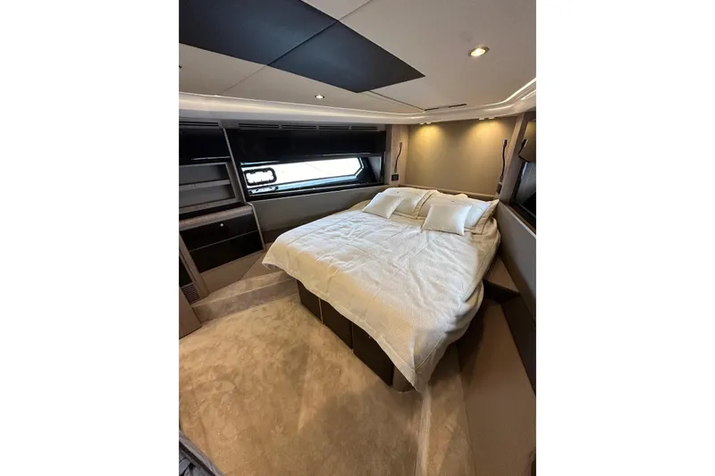  Yacht Photos Pics Azimut Atlantis 51