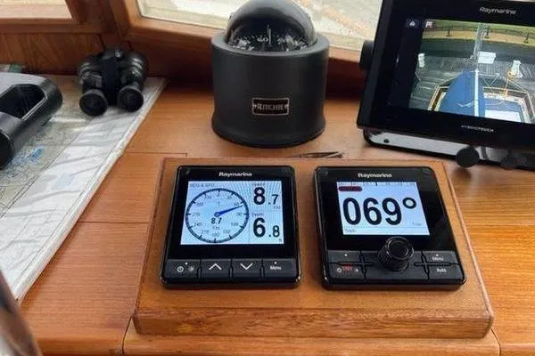 Shearwater Yacht Photos Pics Navigation instruments on a 2000 Grand Banks 36 Classic yacht dashboard.