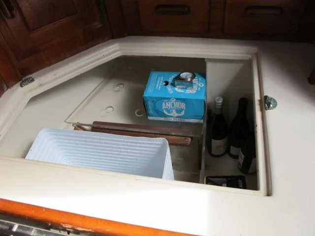 Stella Blue Yacht Photos Pics 