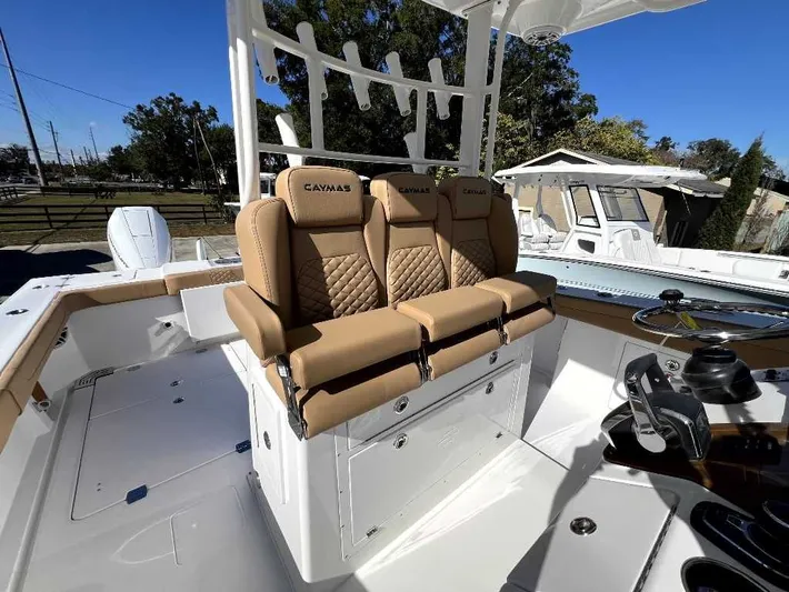 Beautiful Caymas! Yacht Photos Pics 