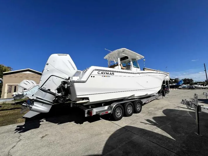 Beautiful Caymas! Yacht Photos Pics 