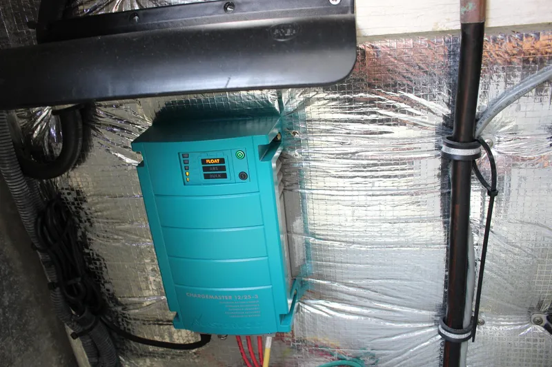 Happy Ours Yacht Photos Pics 