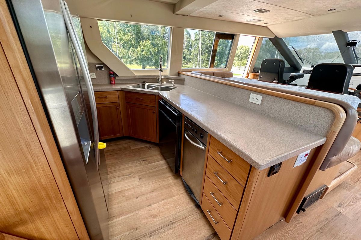 2000 Pacific Mariner 65 