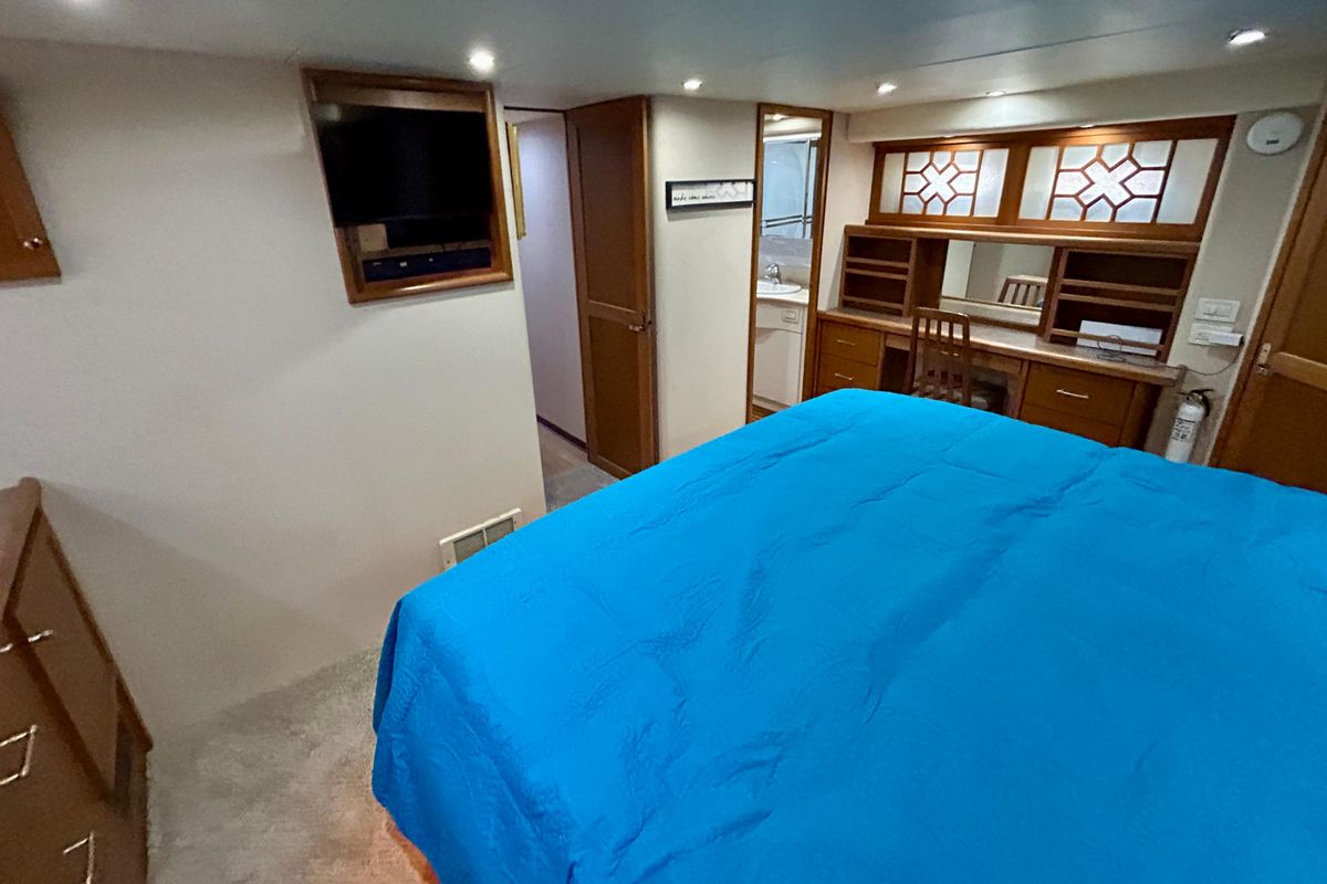 2000 Pacific Mariner 65 