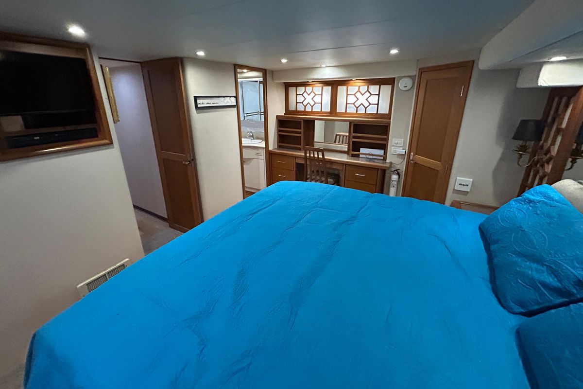 2000 Pacific Mariner 65 