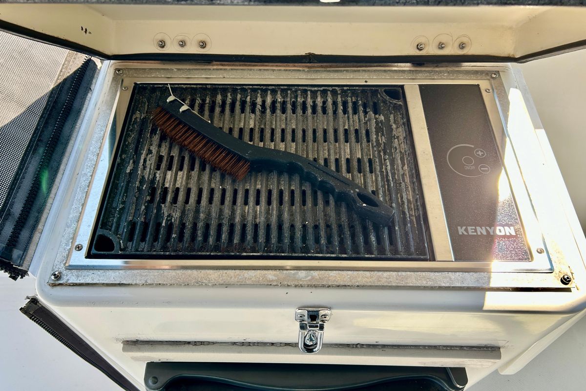 2000 Pacific Mariner 65 