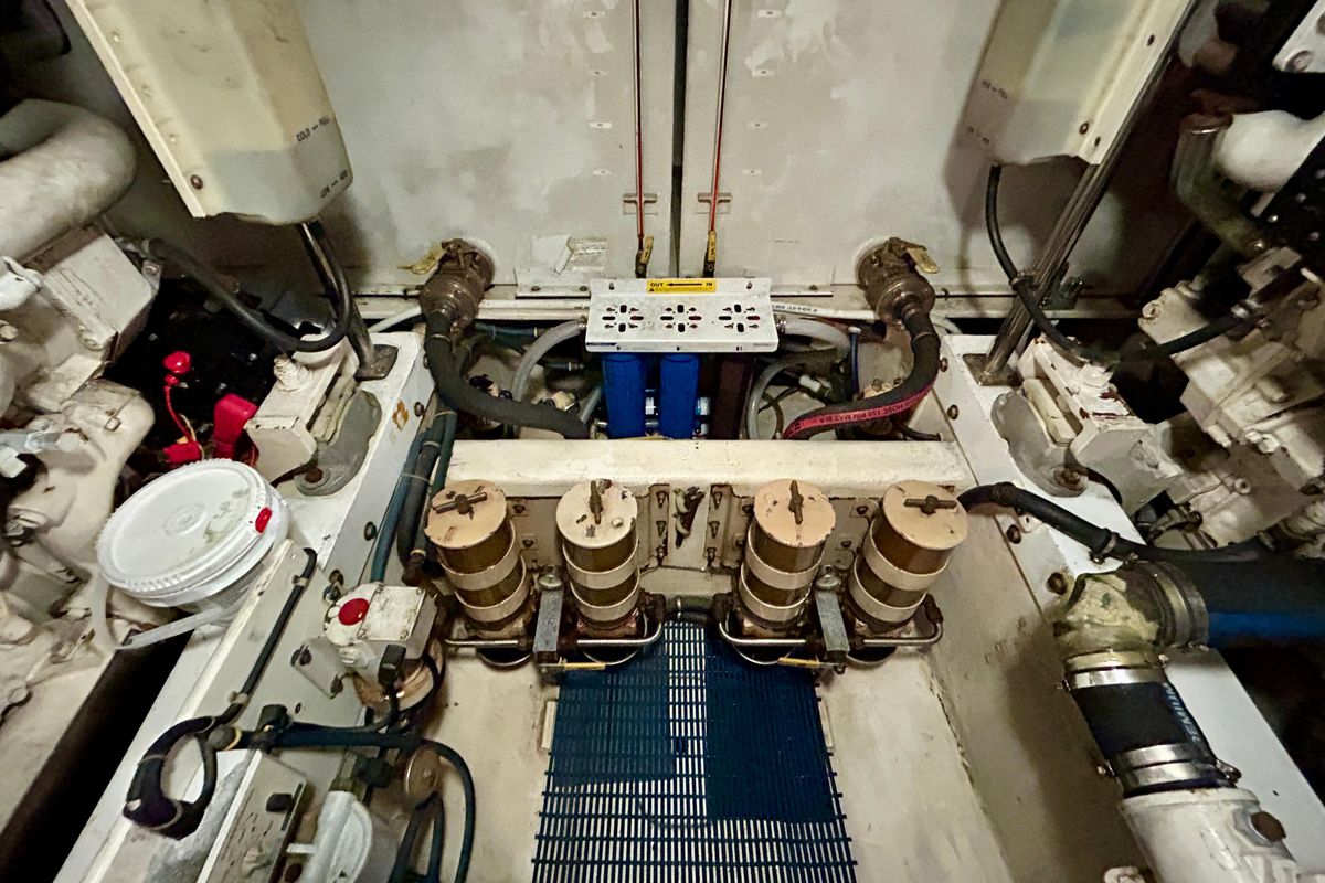 2000 Pacific Mariner 65 