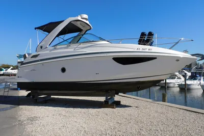 2019 Regal 28 Express