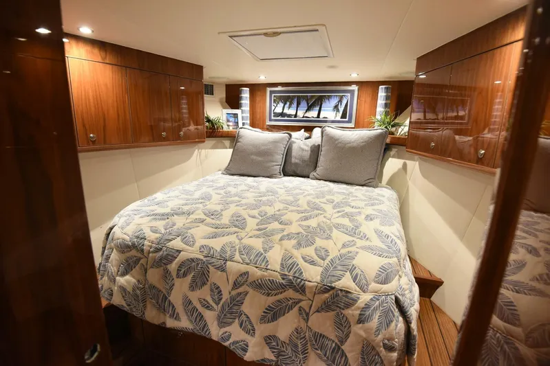 La Chingona Yacht Photos Pics 