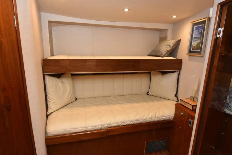 La Chingona Yacht Photos Pics 