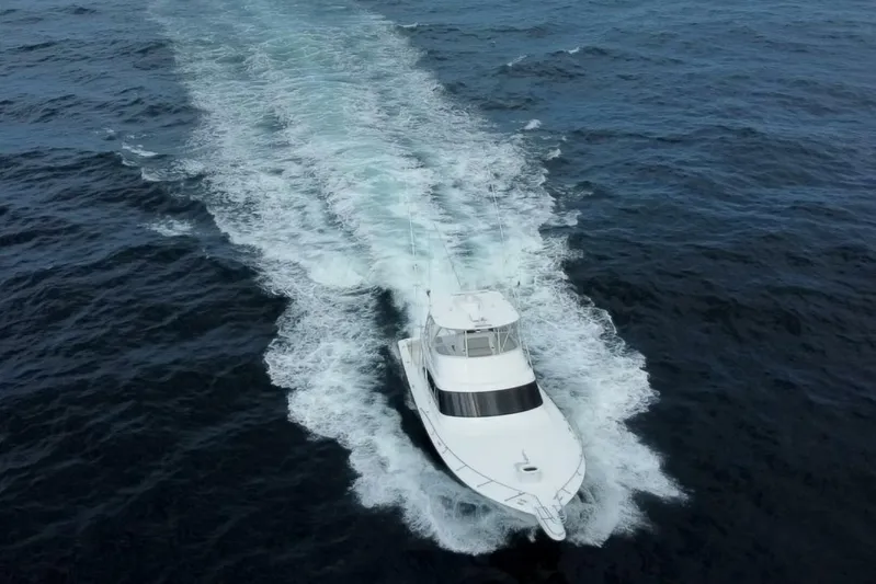 La Chingona Yacht Photos Pics 