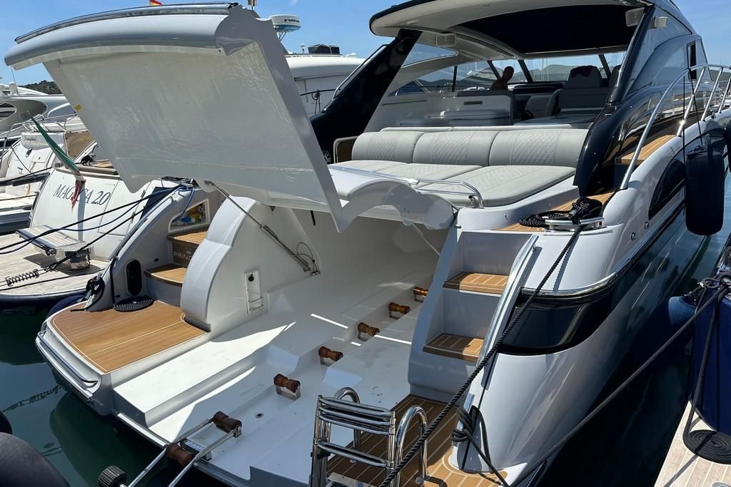 2005 Princess 57 
