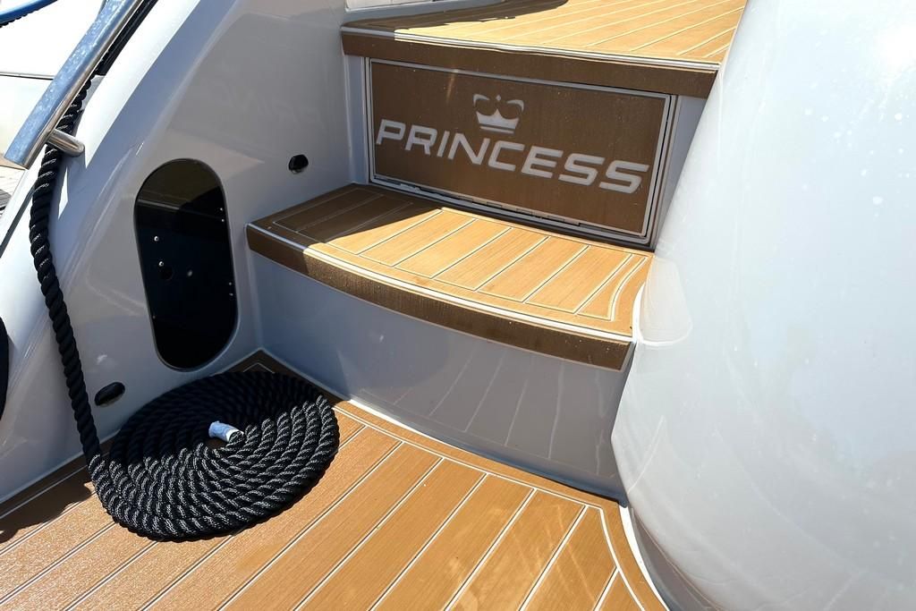 2005 Princess 57 