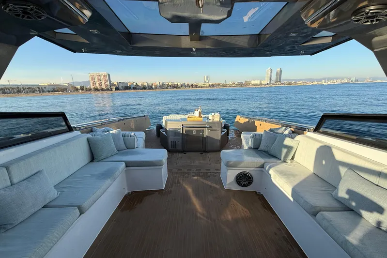 Sanny Yacht Photos Pics 