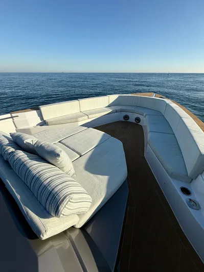 Sanny Yacht Photos Pics 